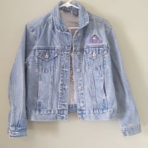 VINTAGE DISNEY WINNIE THE POOH EEYORE Denim Multi Pocket Jean Jacket Size Small